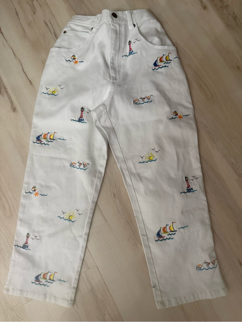 The Quacker Factory Women’s size XS Sailboat Embroidered Pants